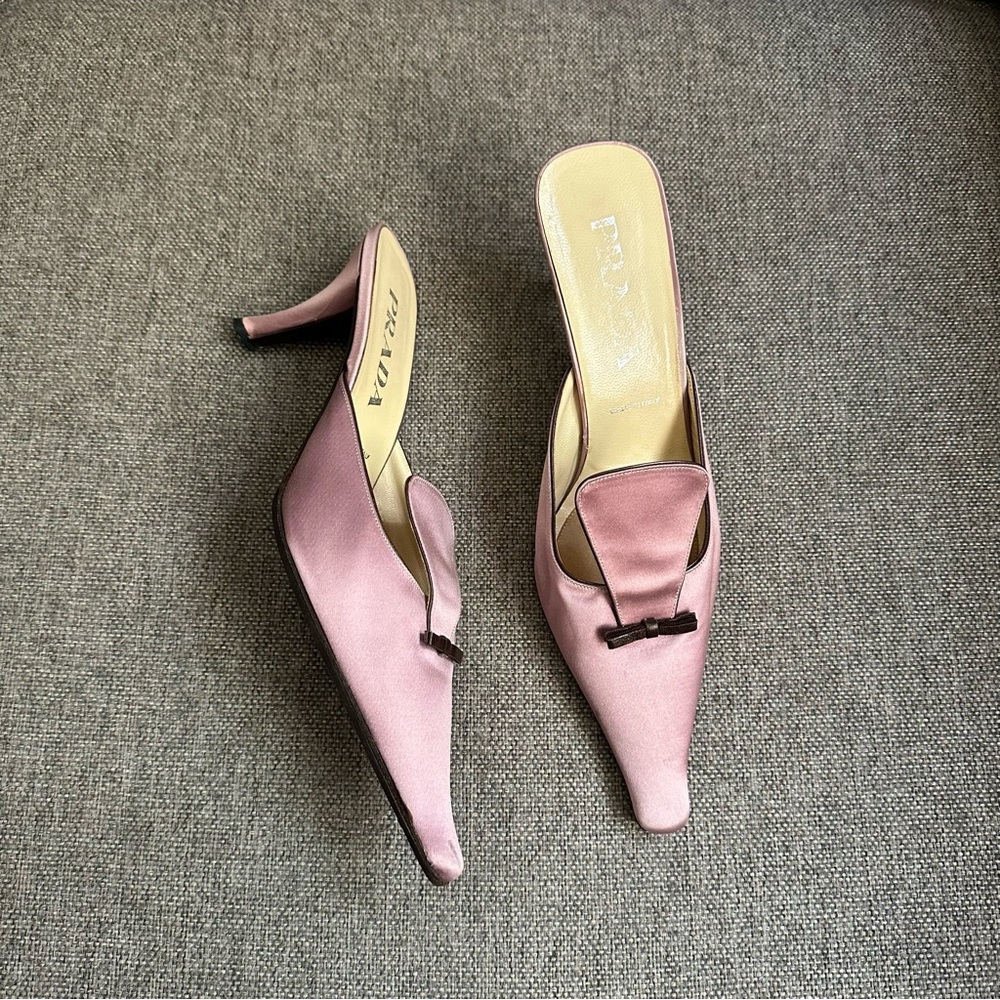 Vintage Prada satin mauve mule heels - Picture 3 of 10